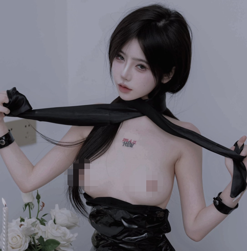 推特高颜值【song@ss95578233】反差露出自慰视频福利合集